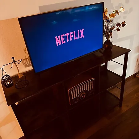 Apartment Orange S Parkovacim Mistem V Centru Mesta Ceske Budejovice