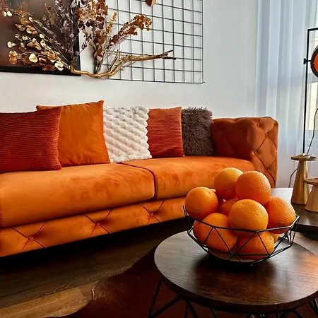 아파트 Orange S Parkovacim Mistem V Centru Mesta 체스케부데요비체