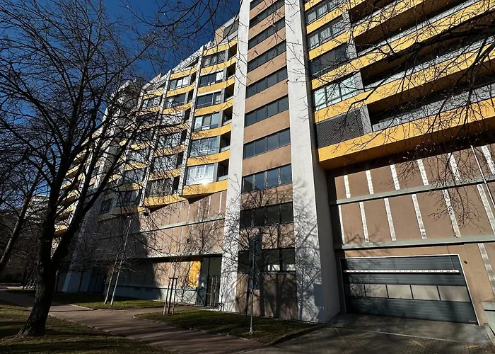 Orange S Parkovacim Mistem V Centru Mesta Apartament