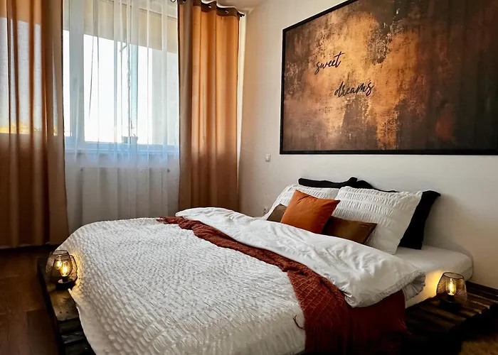 Apartament Orange S Parkovacim Mistem V Centru Mesta