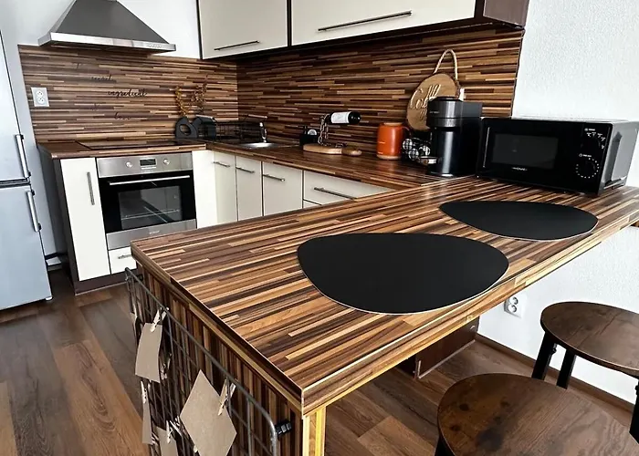 Orange S Parkovacim Mistem V Centru Mesta Apartament Czeskie Budziejowice