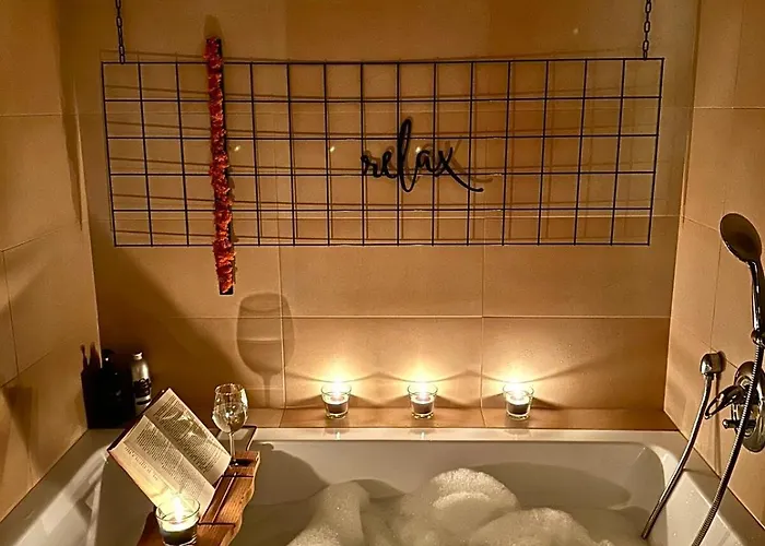 Apartament Orange S Parkovacim Mistem V Centru Mesta *